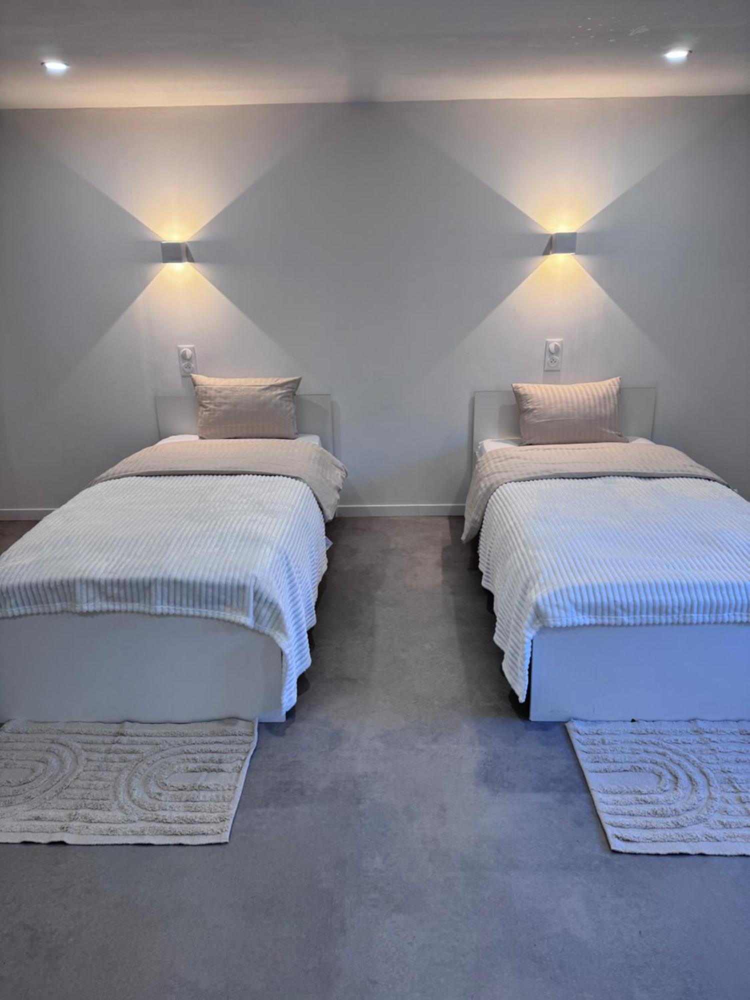 Appartement Moderne Champsevraine Экстерьер фото