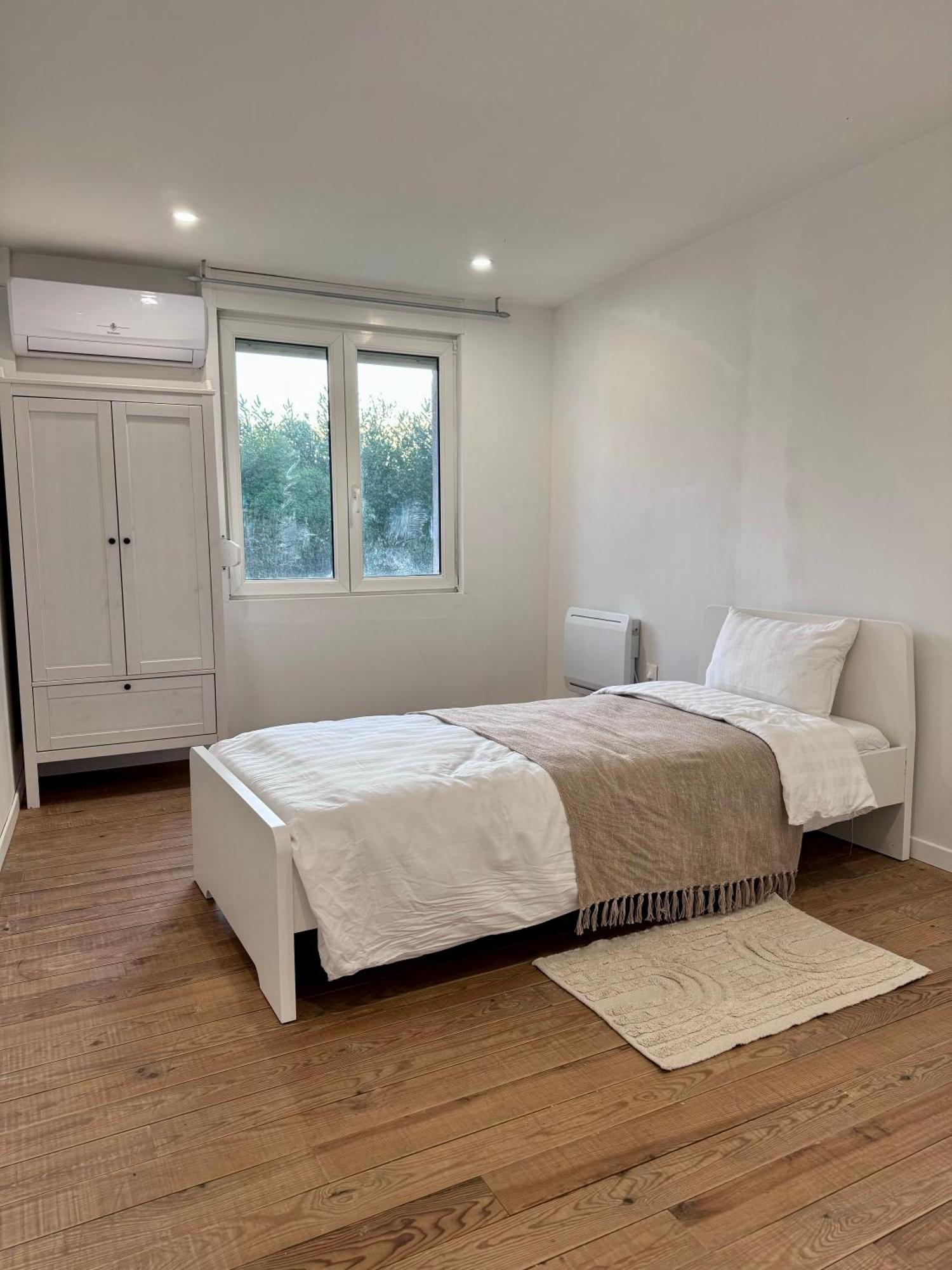 Appartement Moderne Champsevraine Экстерьер фото